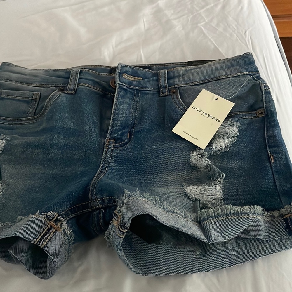 Brand new Lucky shorts, size 16